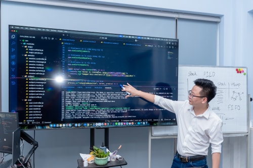 Học tại testing codeFarm